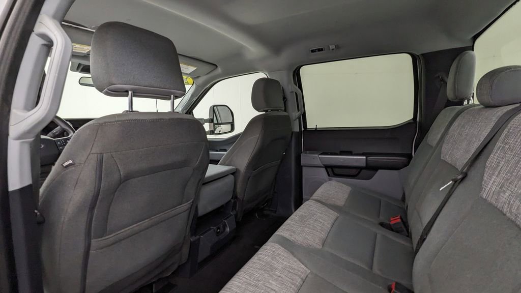 Certified 2024 Ford F250 XLT image 32