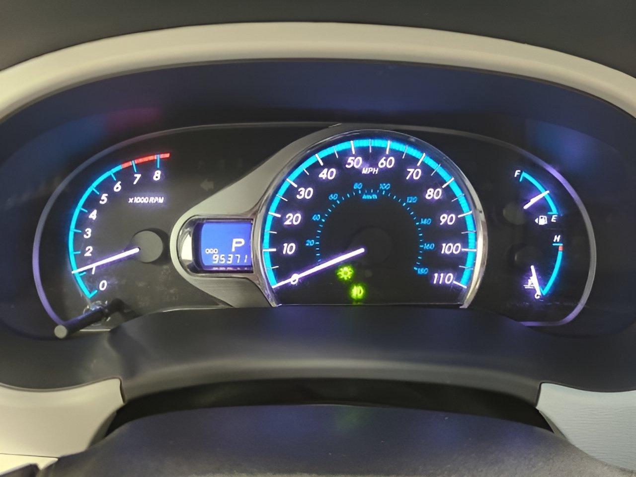 Used 2014 Toyota Sienna XLE w/ Entertainment Package FWD image 31