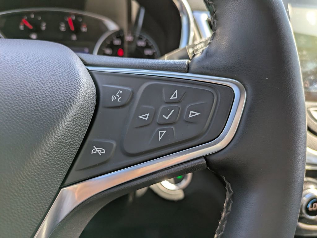 Used 2024 Chevrolet Equinox Premier w/ LPO, Cargo Package image 25