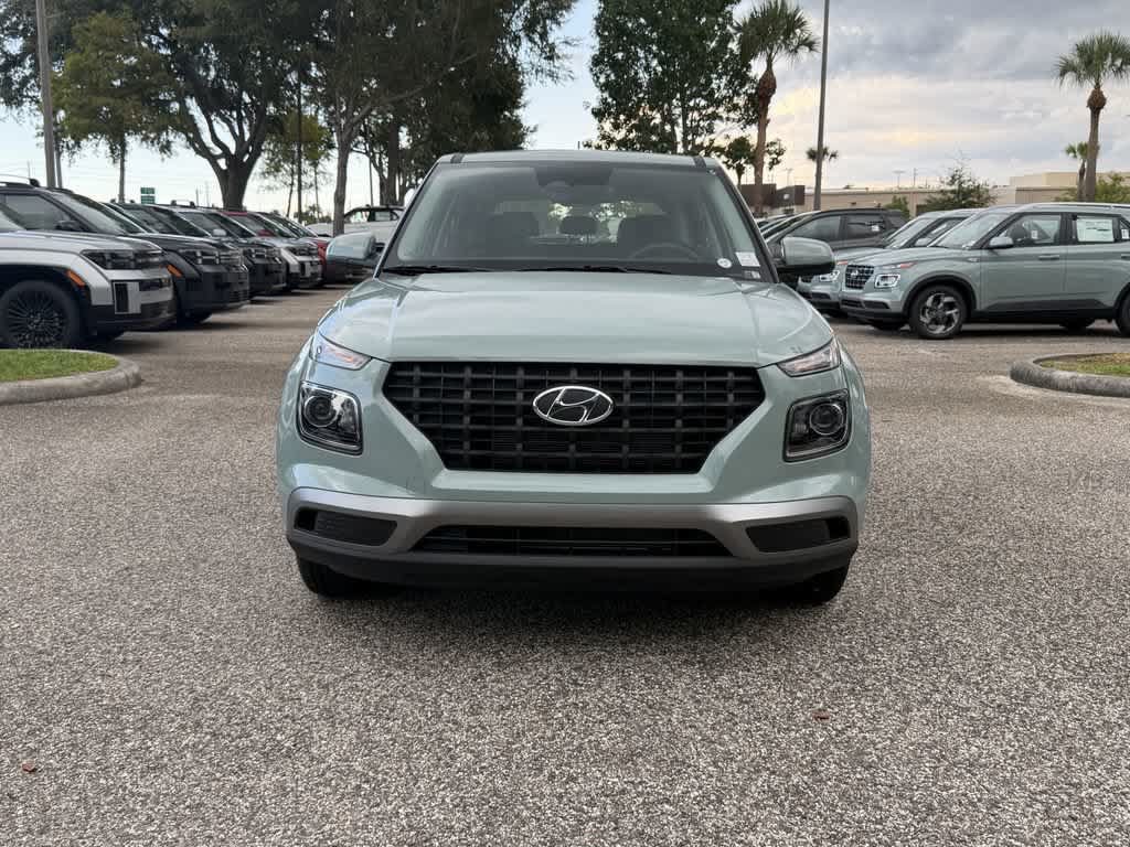 New 2026 Hyundai Venue SE FWD image 2
