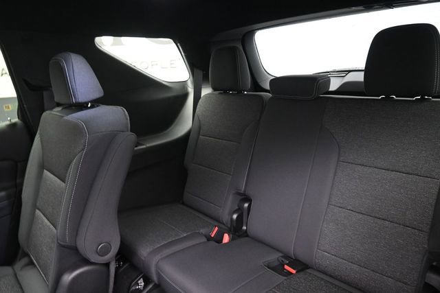 New 2026 Chevrolet Traverse LT w/ LPO, Floor Liner Package AWD/4WD image 9