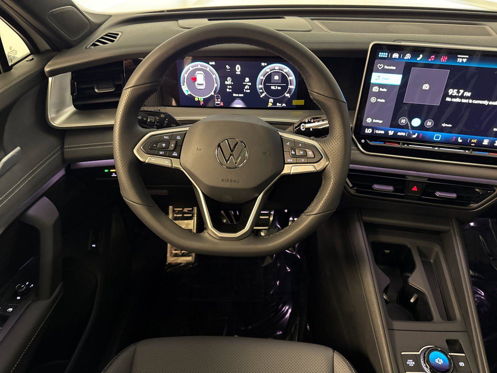 New 2026 Volkswagen Tiguan SE R-Line image 13