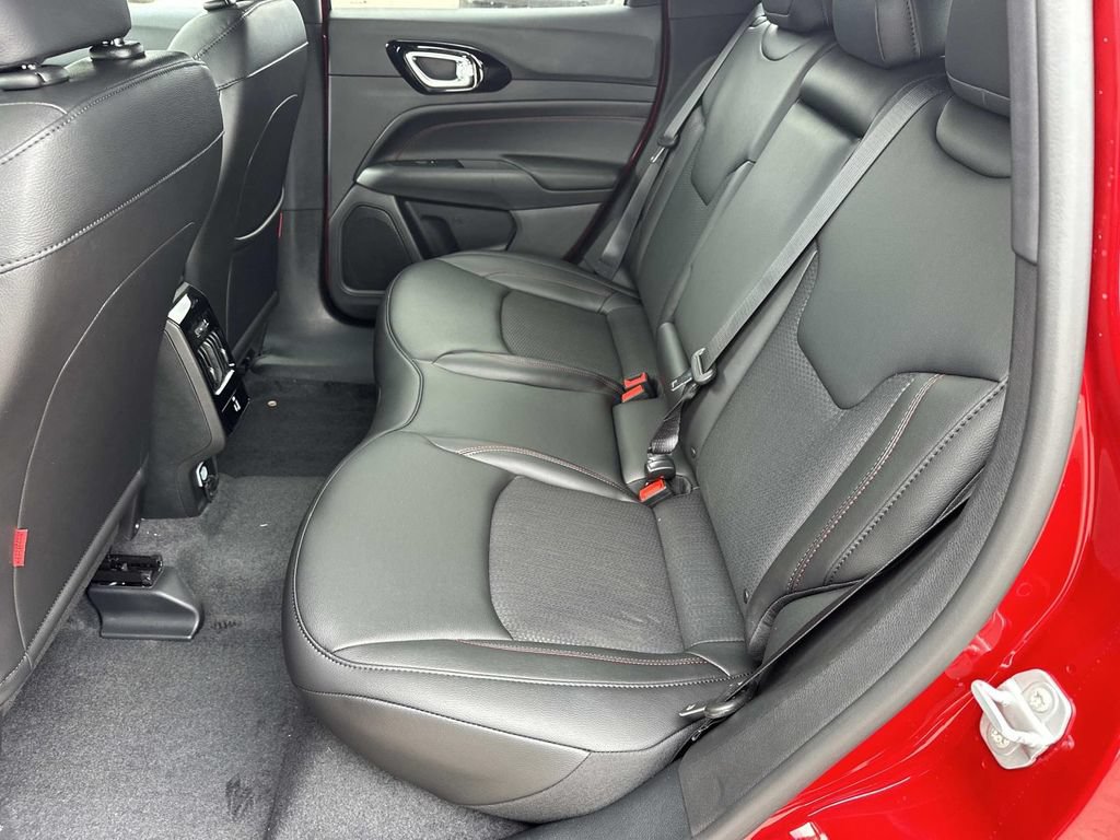 New 2026 Jeep Compass Trailhawk AWD/4WD image 9
