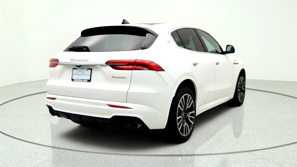 Used 2023 Maserati Grecale GT AWD/4WD image 5