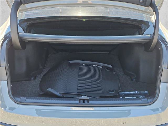 Used 2024 Lexus IS 500 RWD image 10