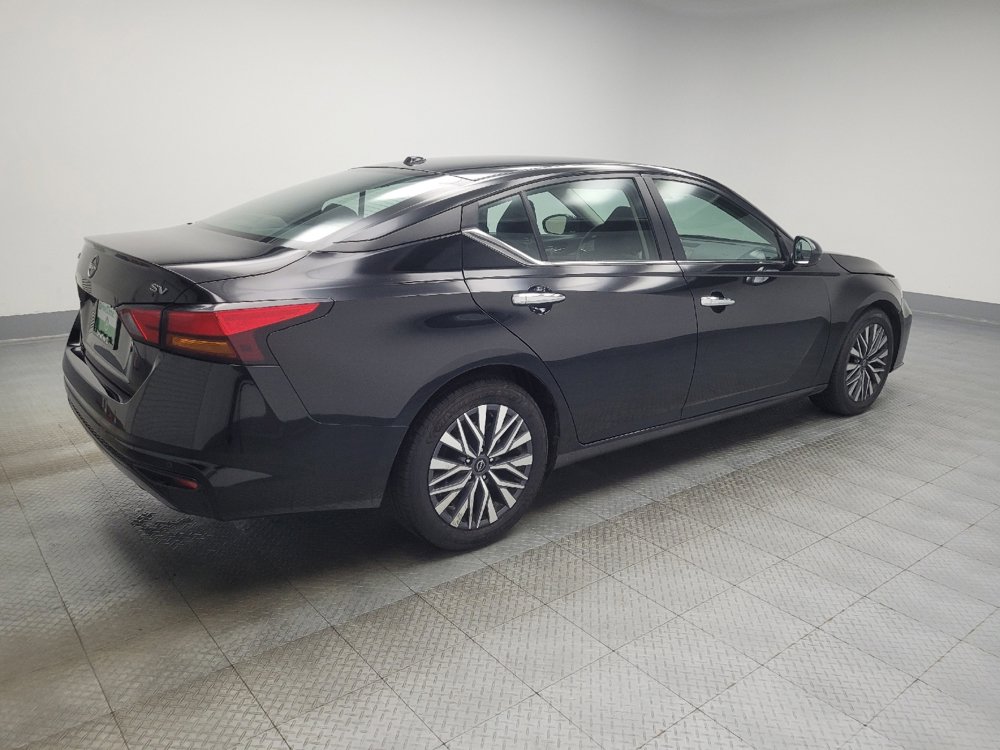 Used 2023 Nissan Altima 2.5 SV image 10