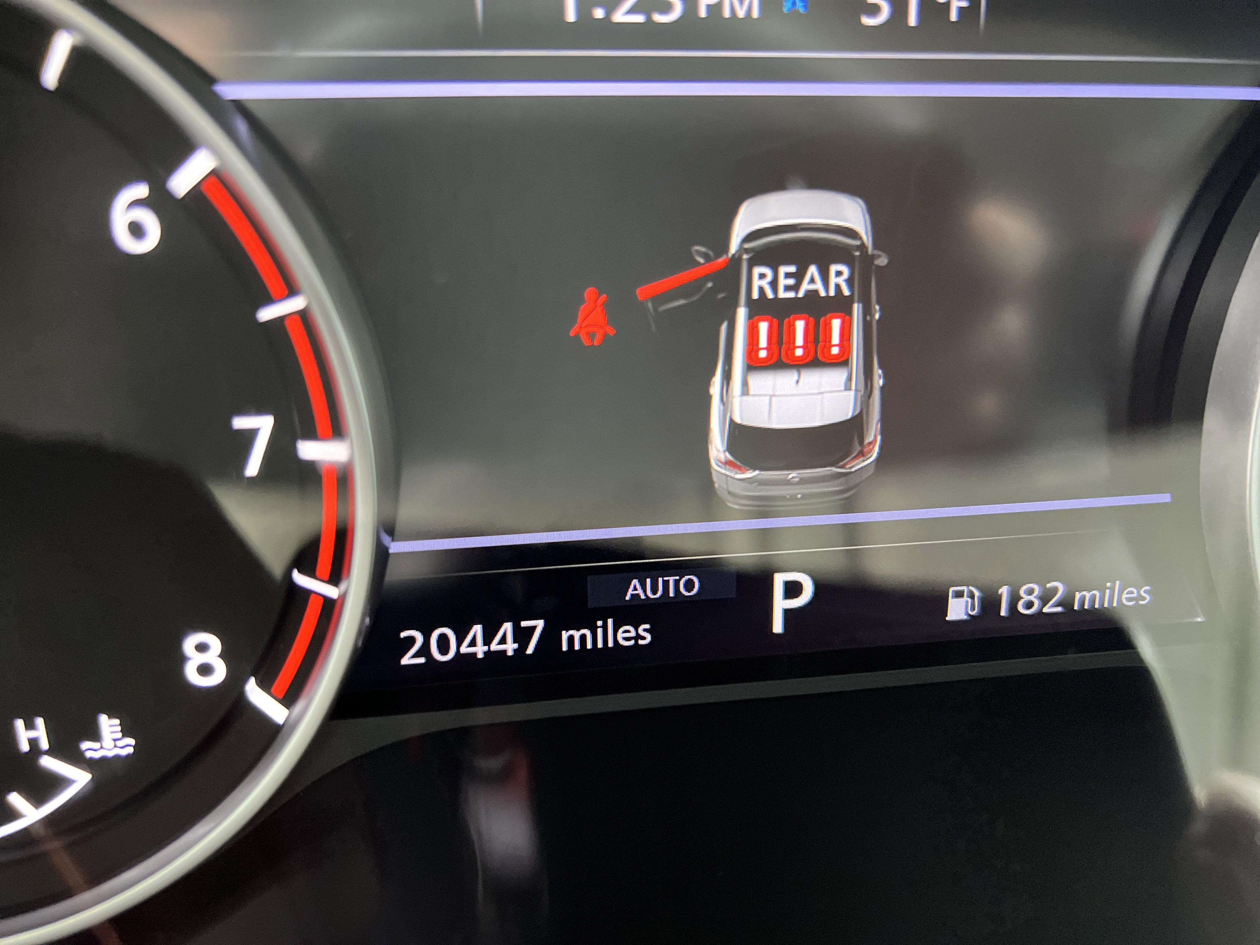 Used 2023 Nissan Rogue SV image 4