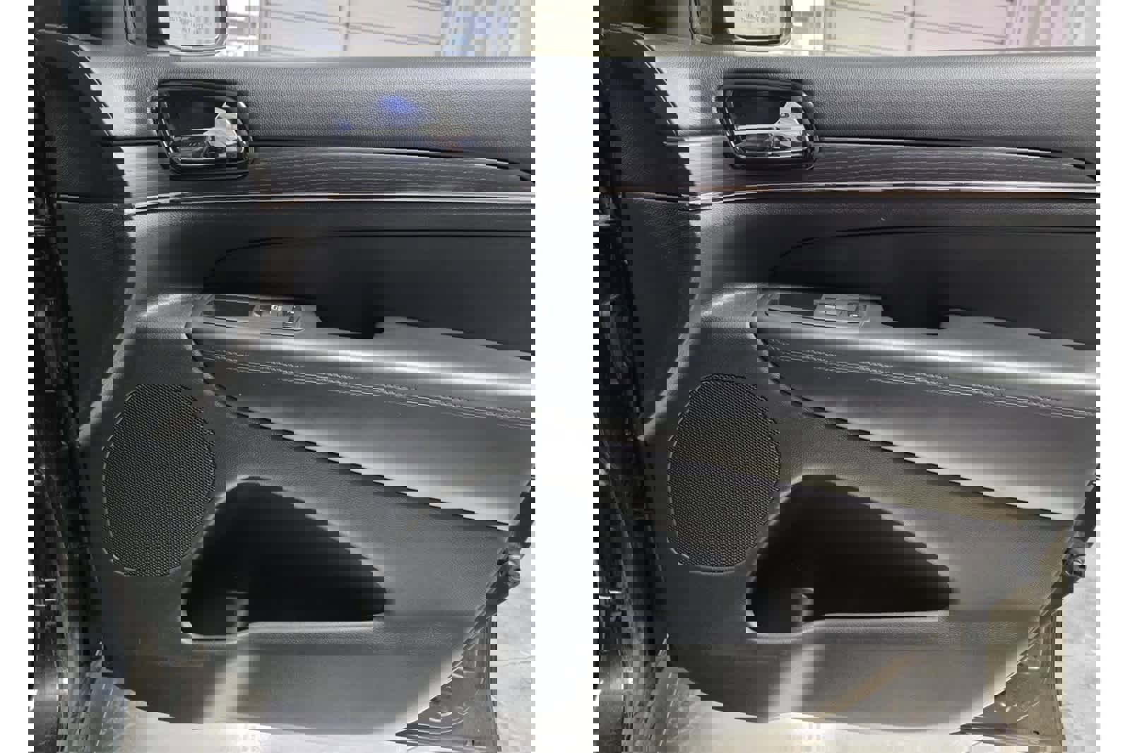 Used 2020 Jeep Grand Cherokee High Altitude image 14