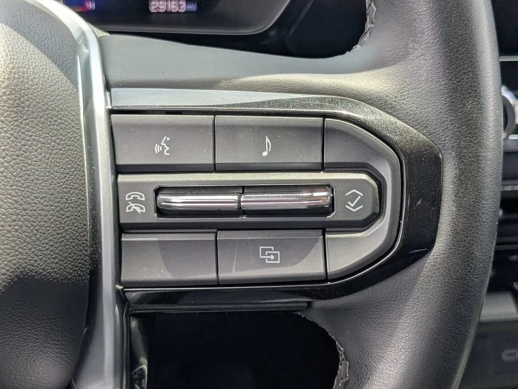 Used 2025 Chevrolet Colorado LT w/ Advanced Trailering Package RWD image 25