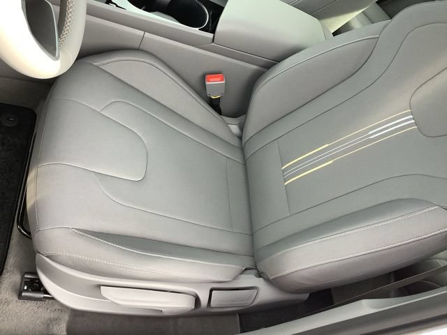 New 2026 Hyundai Elantra SEL Sport Premium FWD image 9