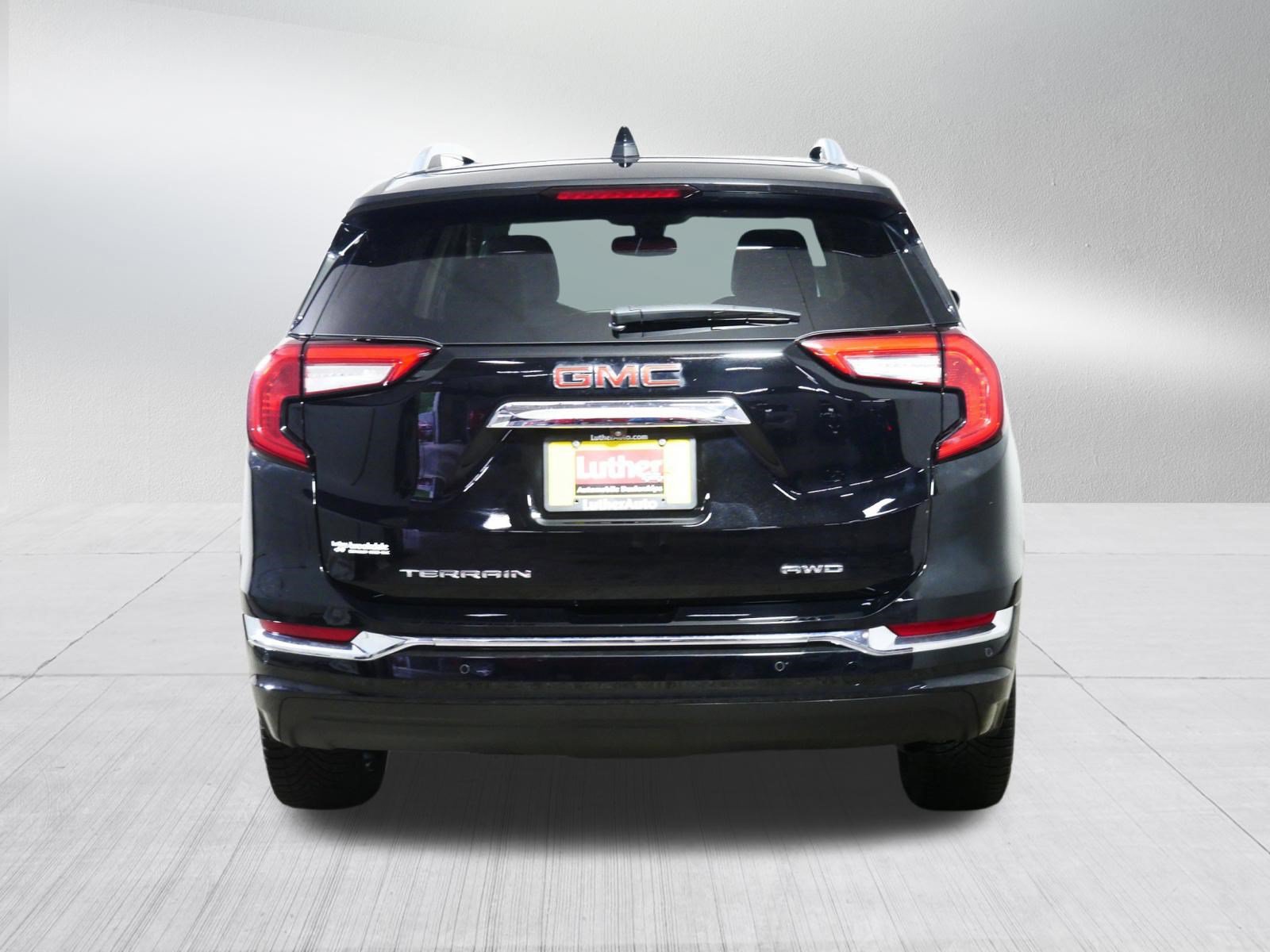 Used 2022 GMC Terrain Denali AWD/4WD image 6