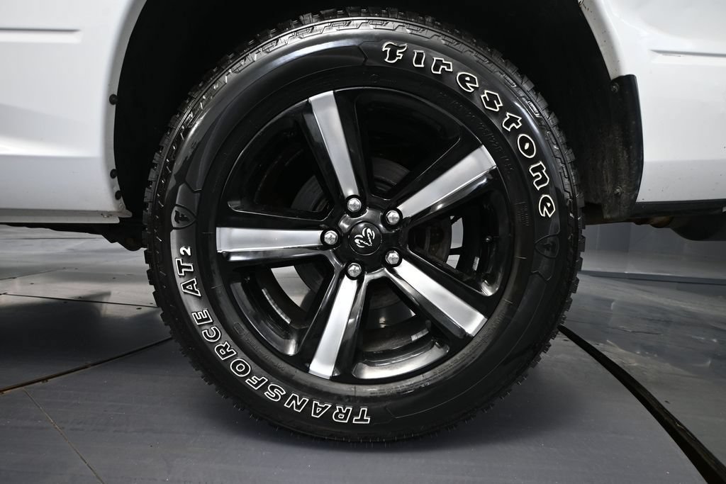 Used 2019 RAM 1500 Express w/ Express Value Package AWD/4WD image 10