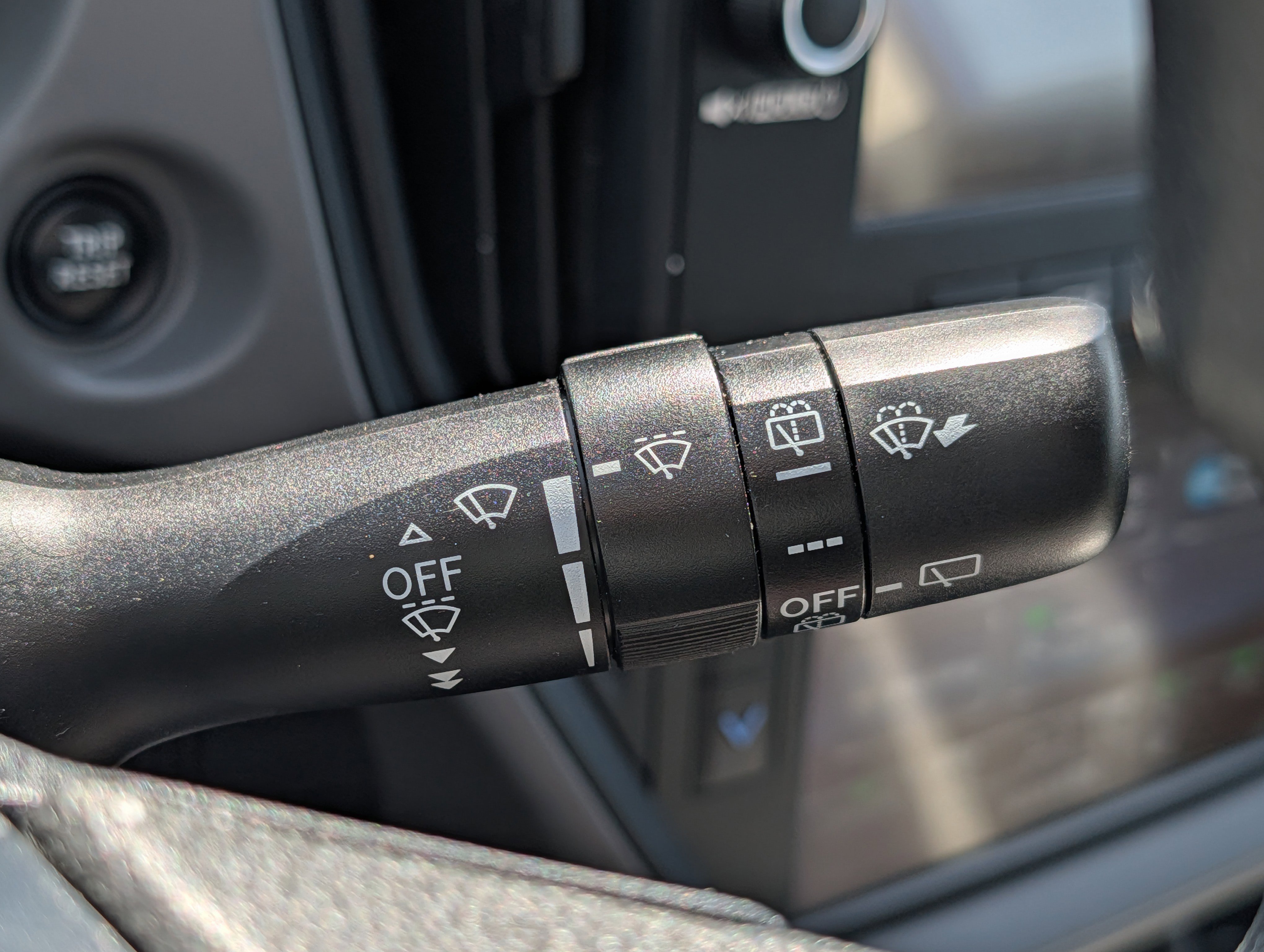 Used 2024 Subaru Crosstrek 2.0i AWD/4WD image 29