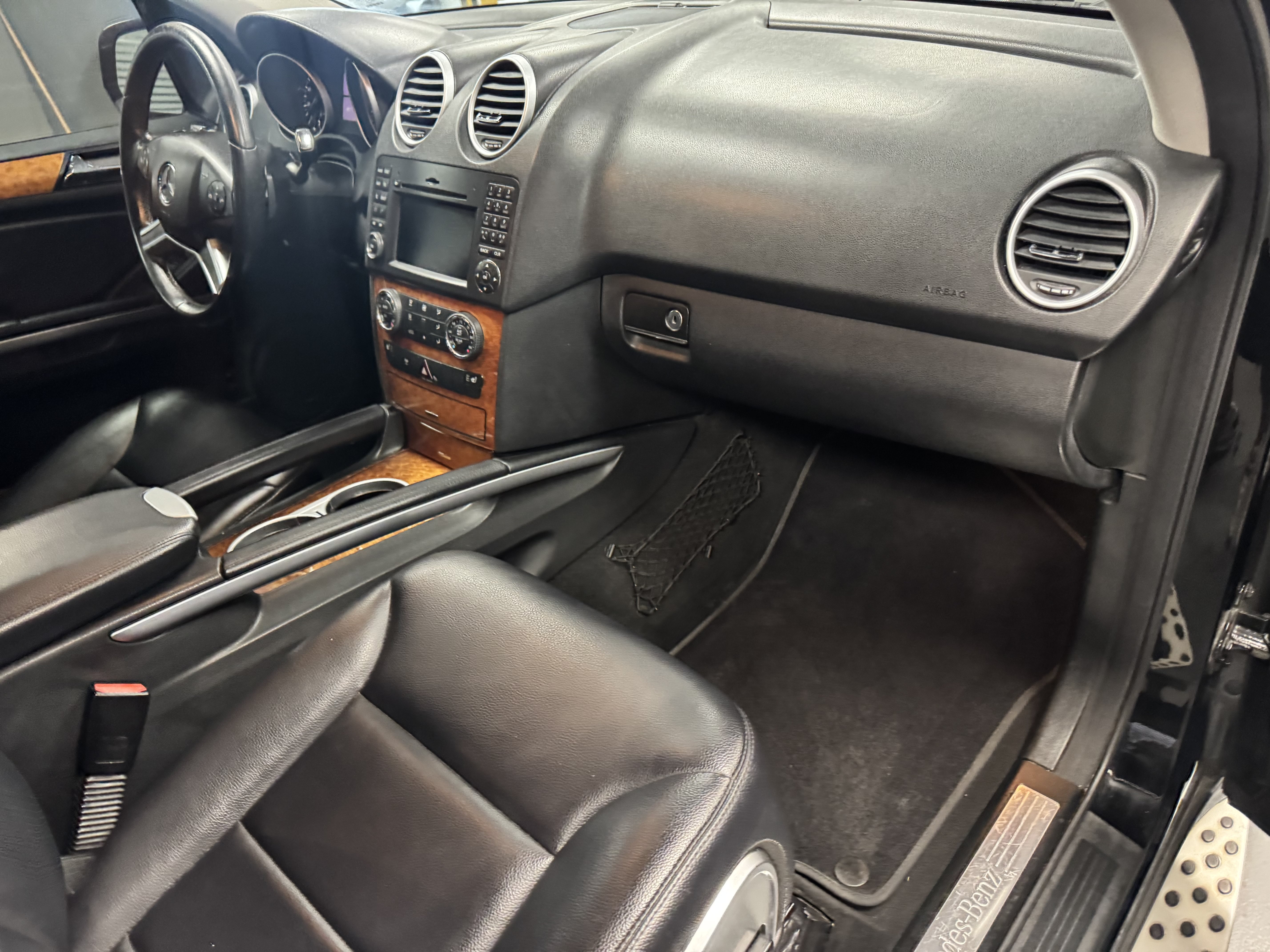 Used 2009 Mercedes-Benz ML 350 2WD image 12