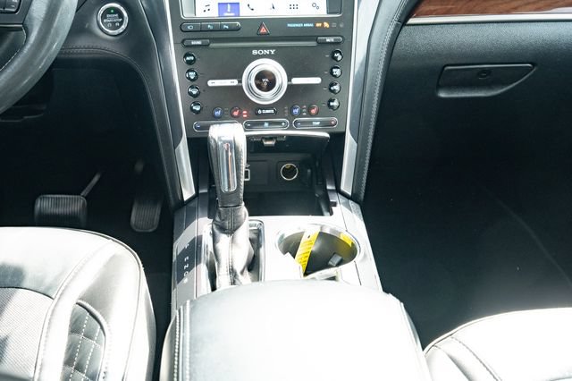 Used 2019 Ford Explorer Platinum AWD/4WD image 34