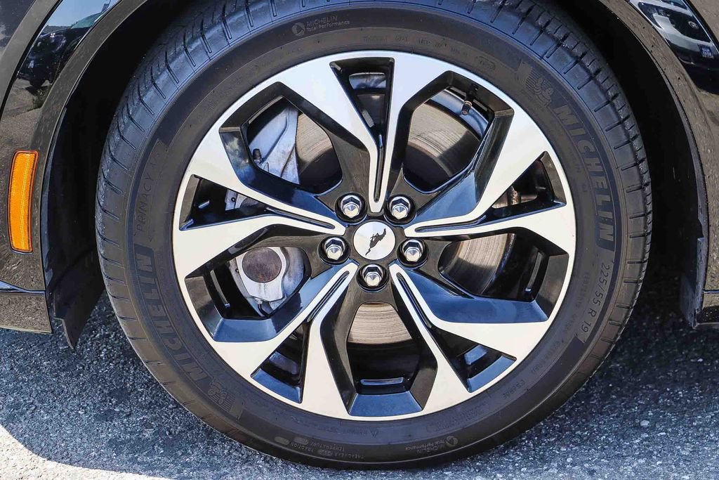 Certified 2022 Ford Mustang Mach-E Premium AWD/4WD image 13