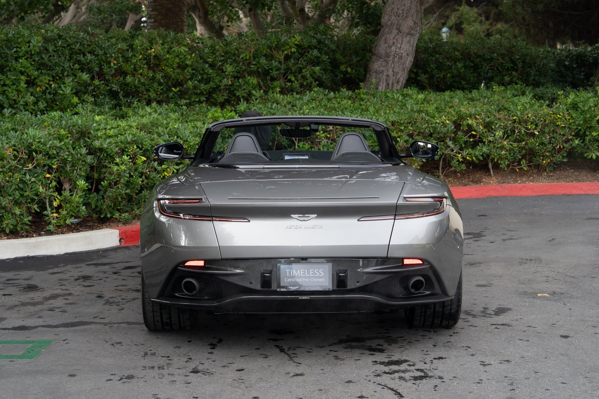 Used 2019 Aston Martin DB11 Volante image 7