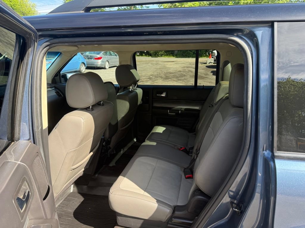 Used 2019 Ford Flex SEL w/ Equipment Group 202A AWD/4WD image 17