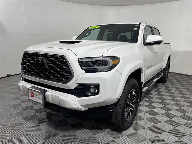 Certified 2021 Toyota Tacoma TRD Sport w/ Technology Package AWD/4WD image 3