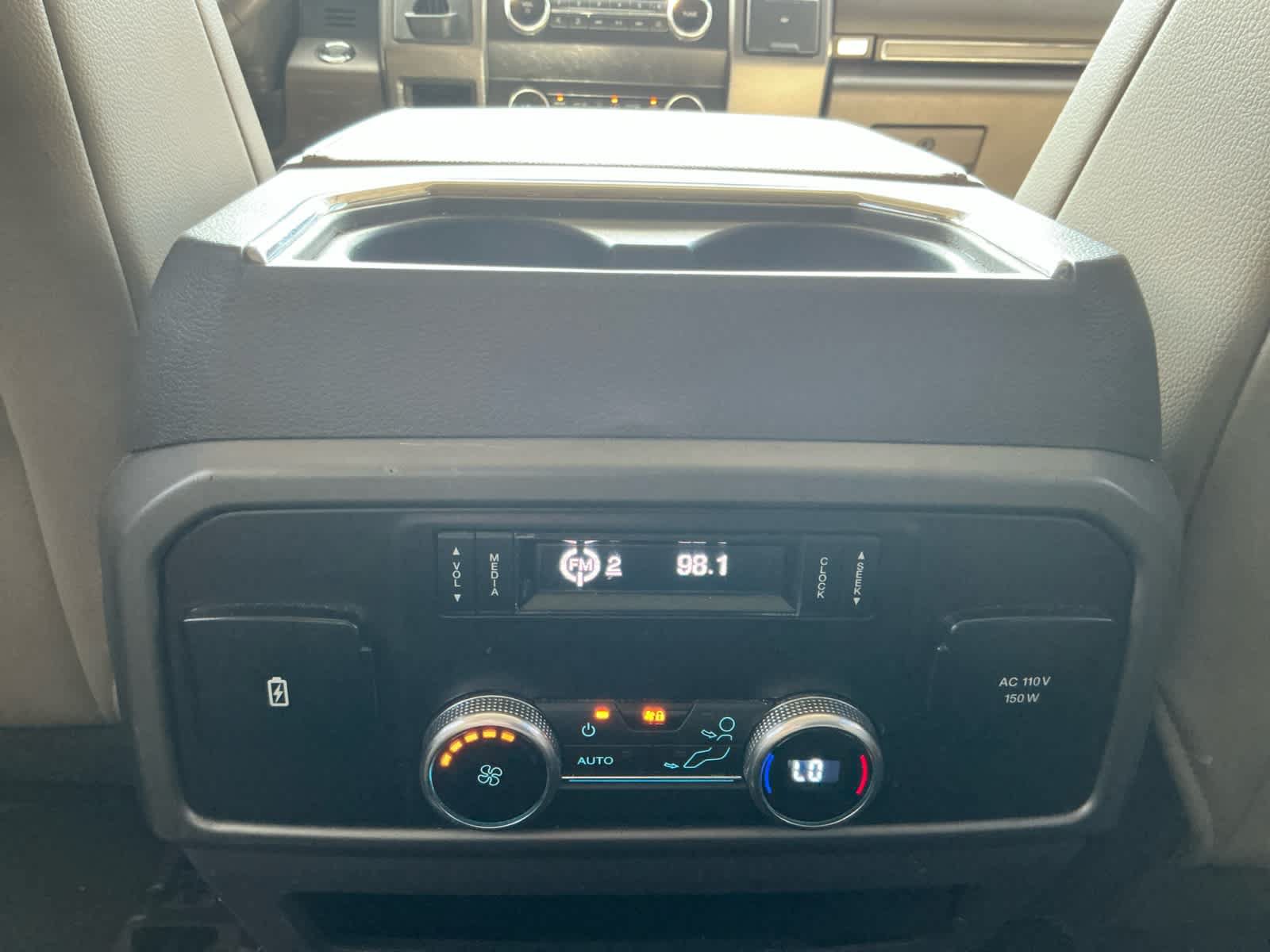 Used 2019 Ford Expedition XLT w/ Equipment Group 202A RWD image 18