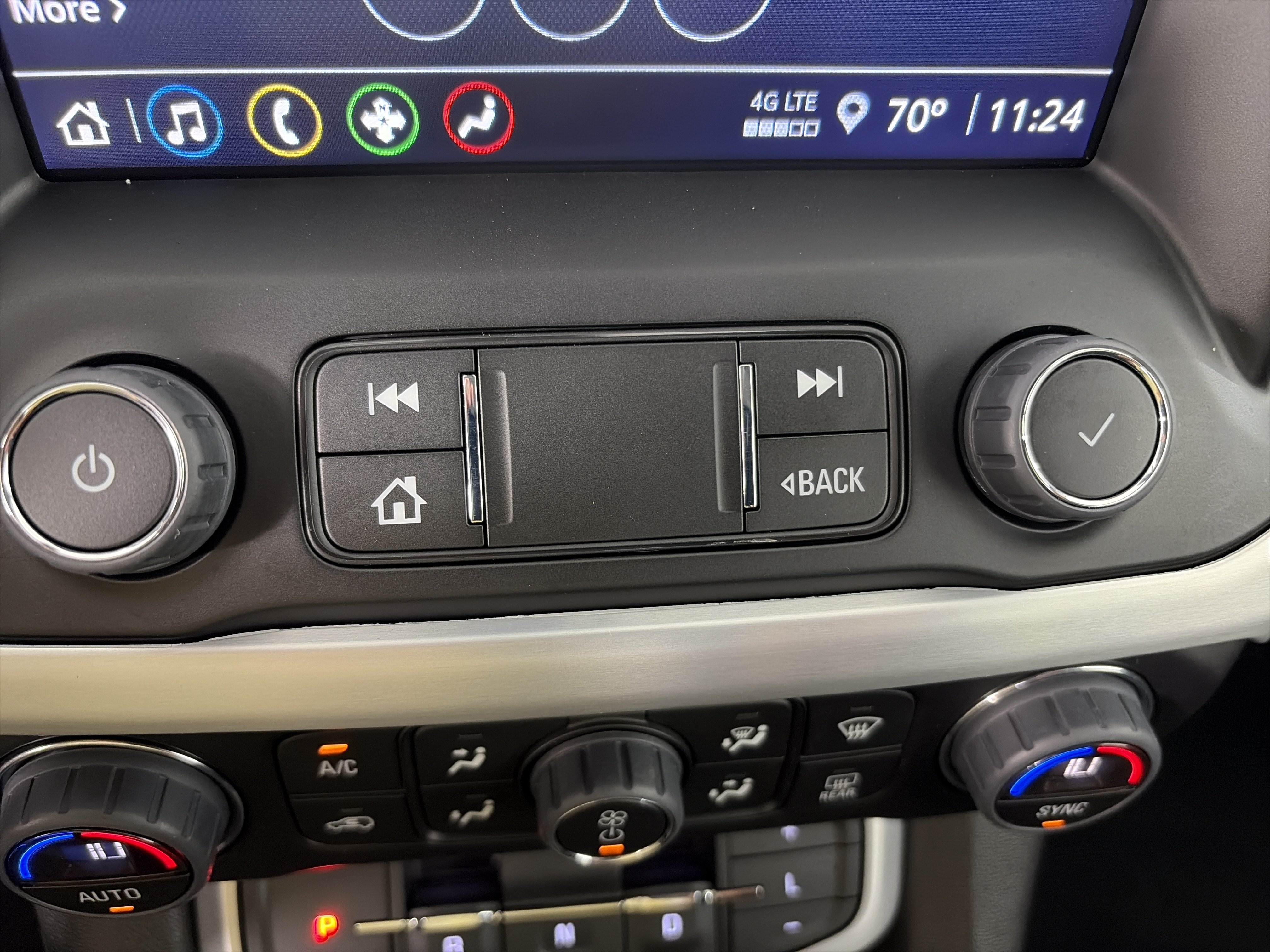 Certified 2023 GMC Acadia SLE FWD image 26