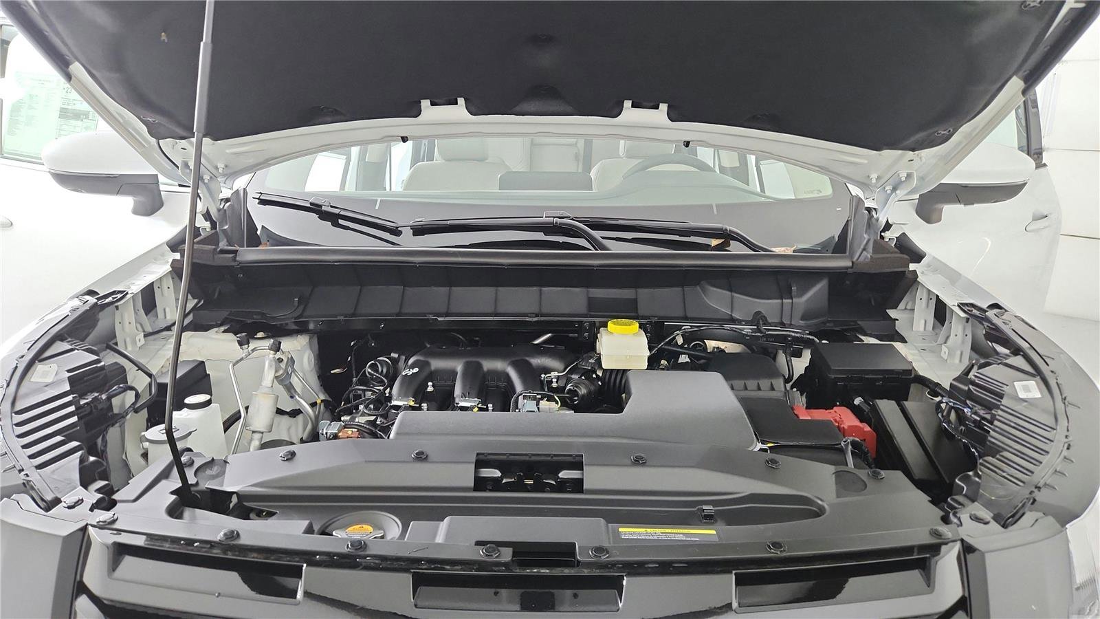 Used 2025 Nissan Pathfinder SL w/ Black Appearance Package image 36