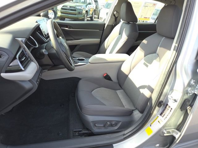 Used 2021 Toyota Camry LE image 9