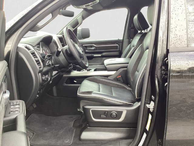 Certified 2025 RAM 1500 Laramie w/ Sport Appearance Package AWD/4WD image 9