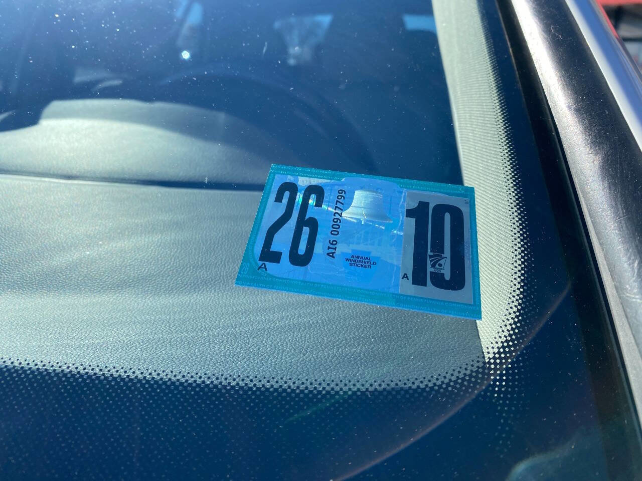 Used 2015 Volkswagen Golf TDI S image 32