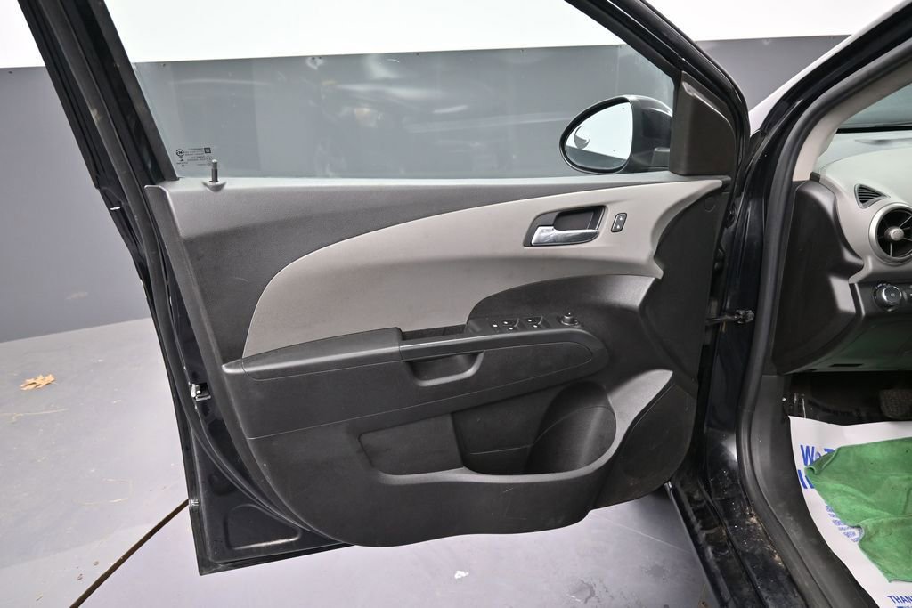 Used 2014 Chevrolet Sonic LTZ FWD image 25