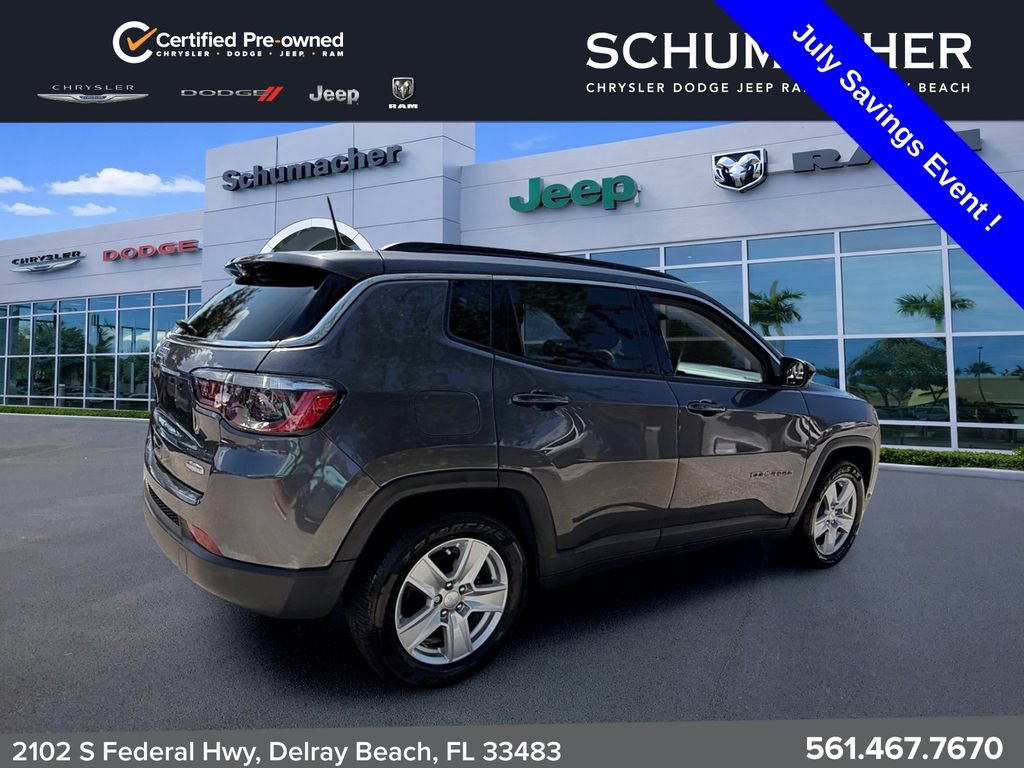 Certified 2022 Jeep Compass Latitude w/ Sun and Sound Group FWD image 7