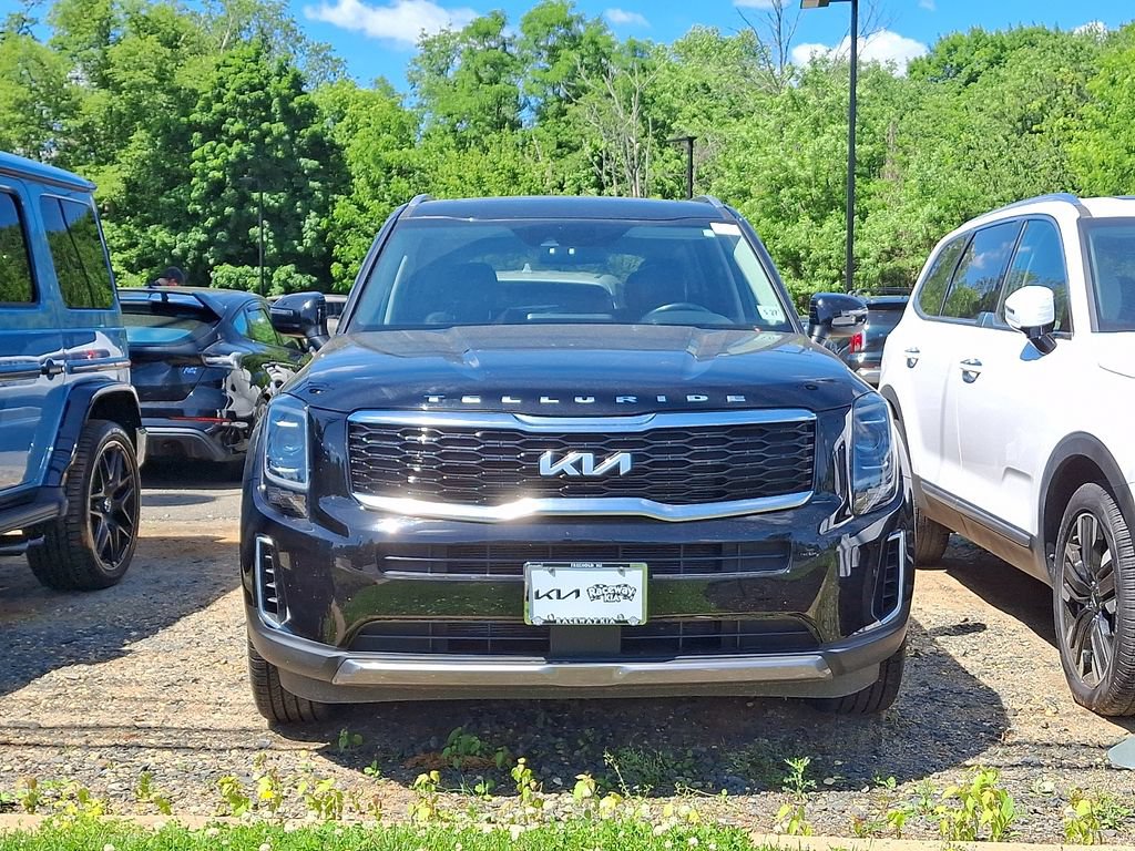 Certified 2022 Kia Telluride S AWD/4WD image 2