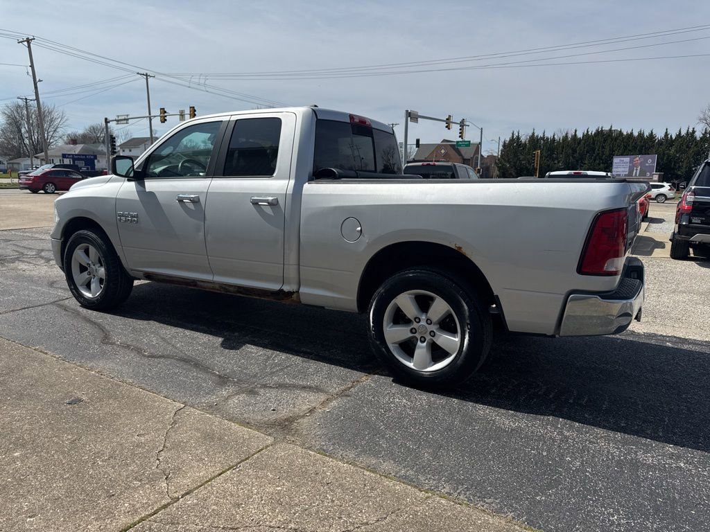 Used 2013 RAM 1500 Classic SLT w/ Premium Display Pkg image 2