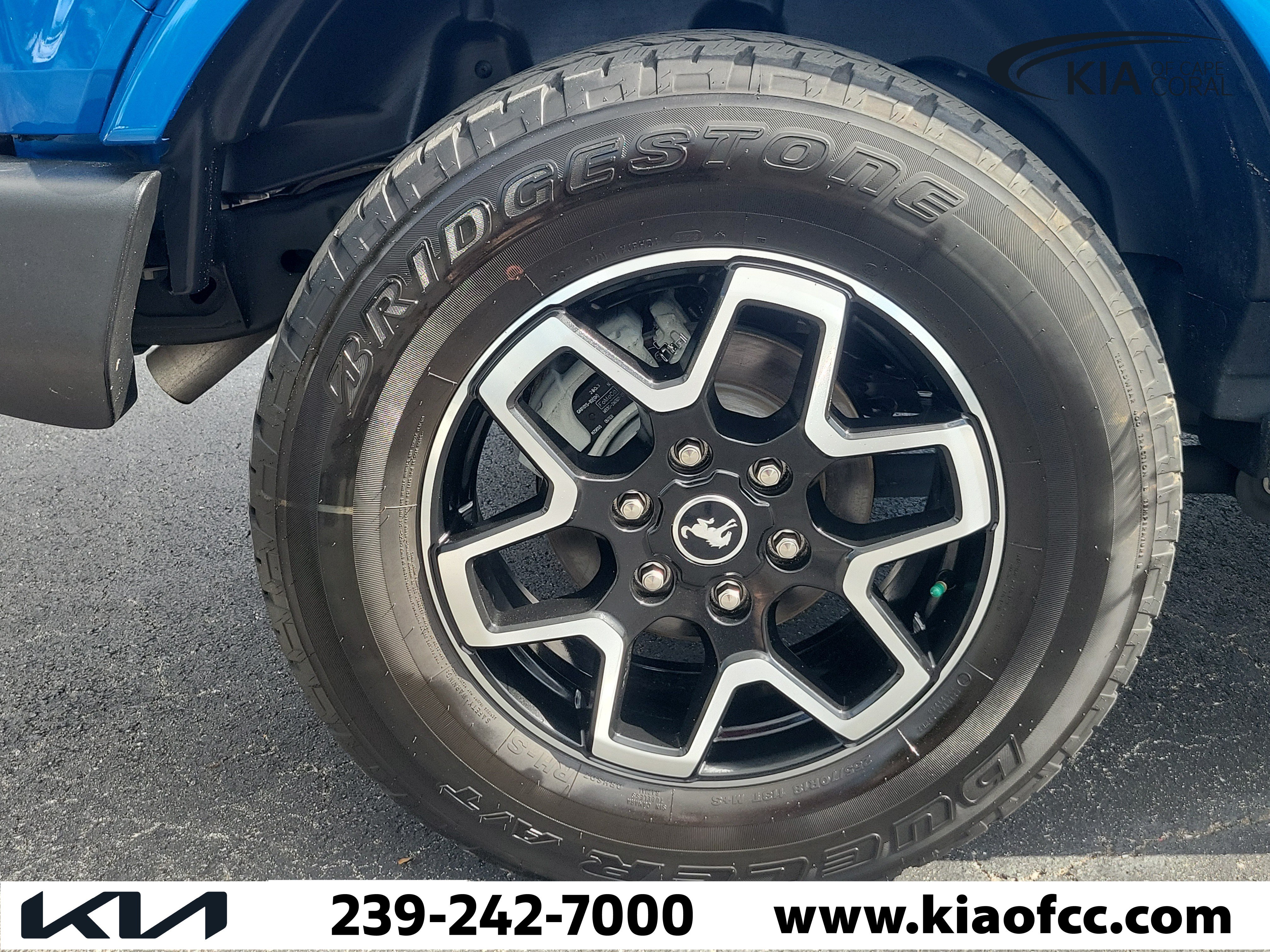 Used 2024 Ford Bronco Outer Banks AWD/4WD image 7