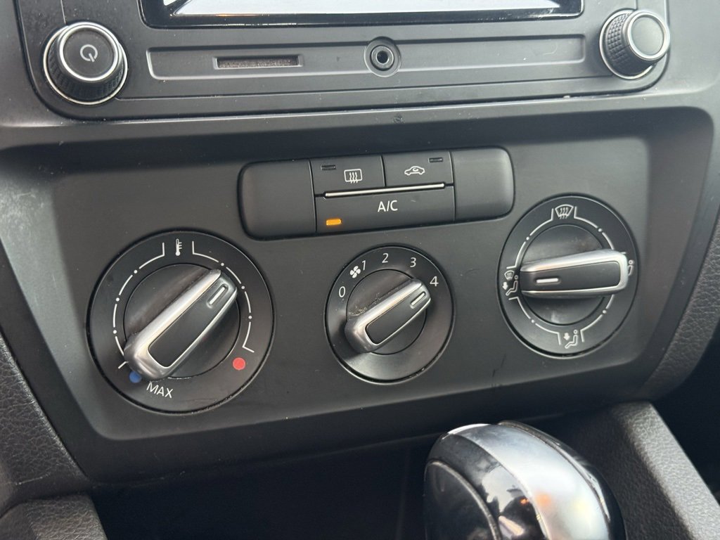 Used 2017 Volkswagen Jetta S image 18