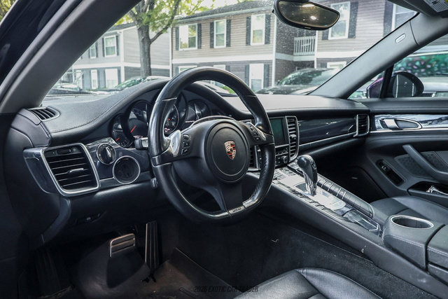 Used 2011 Porsche Panamera 4 AWD/4WD image 37
