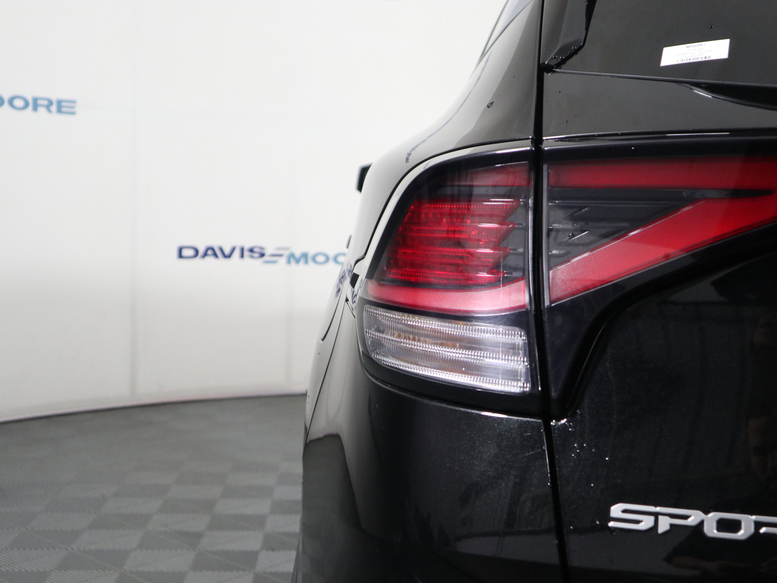 Used 2024 Kia Sportage LX image 10