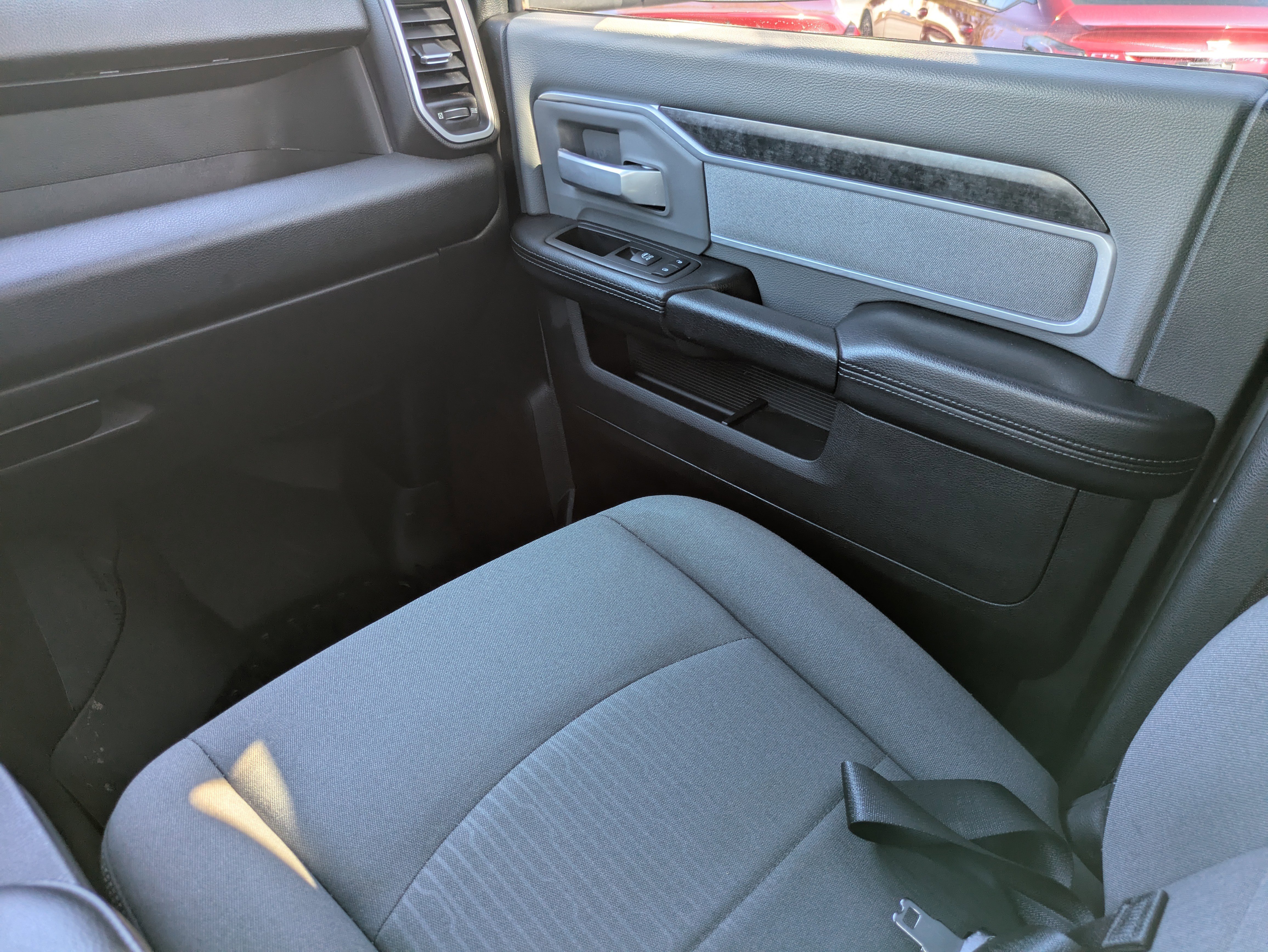 Used 2022 RAM 2500 Big Horn image 9