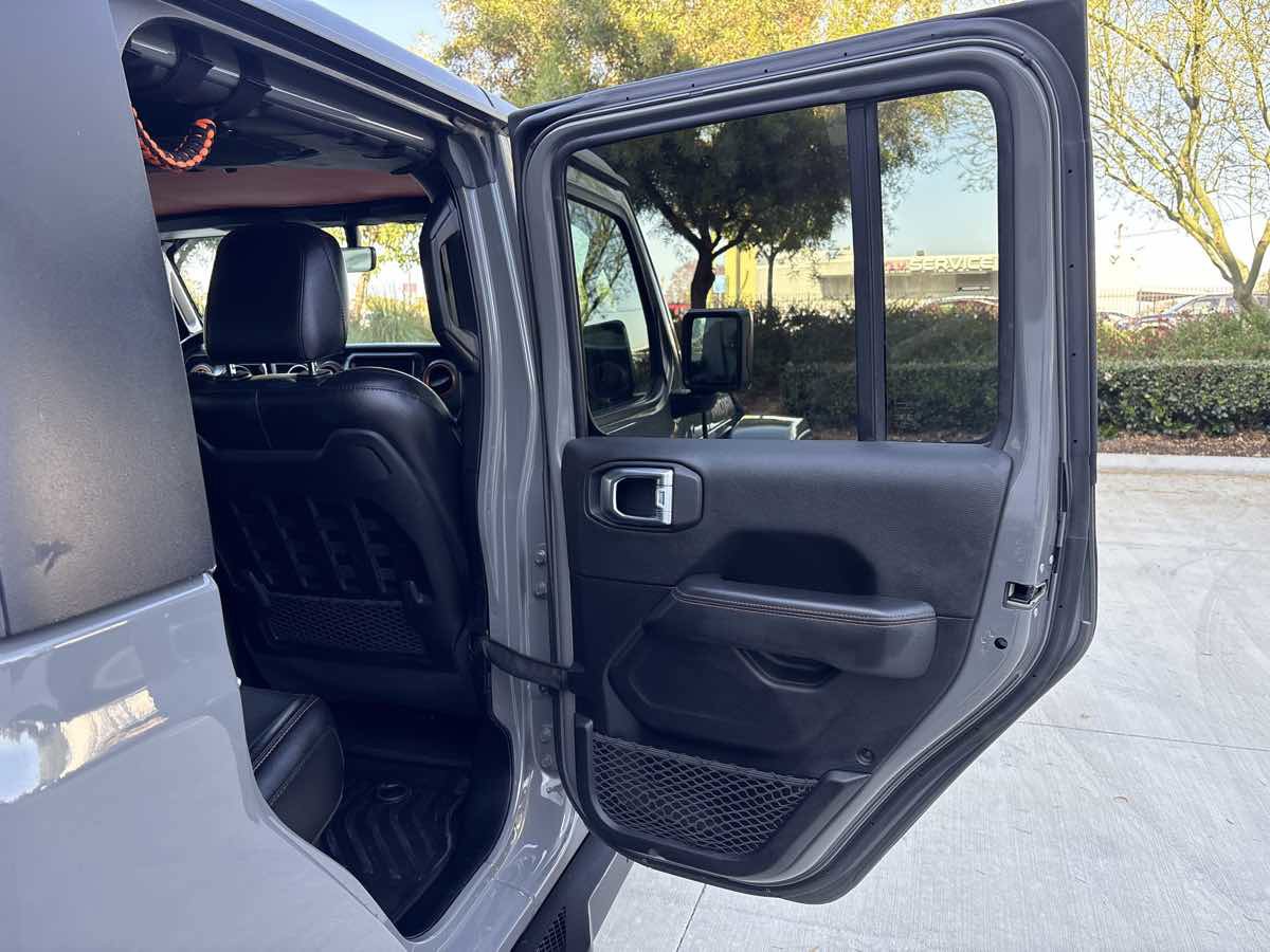 Used 2021 Jeep Gladiator Mojave AWD/4WD image 14