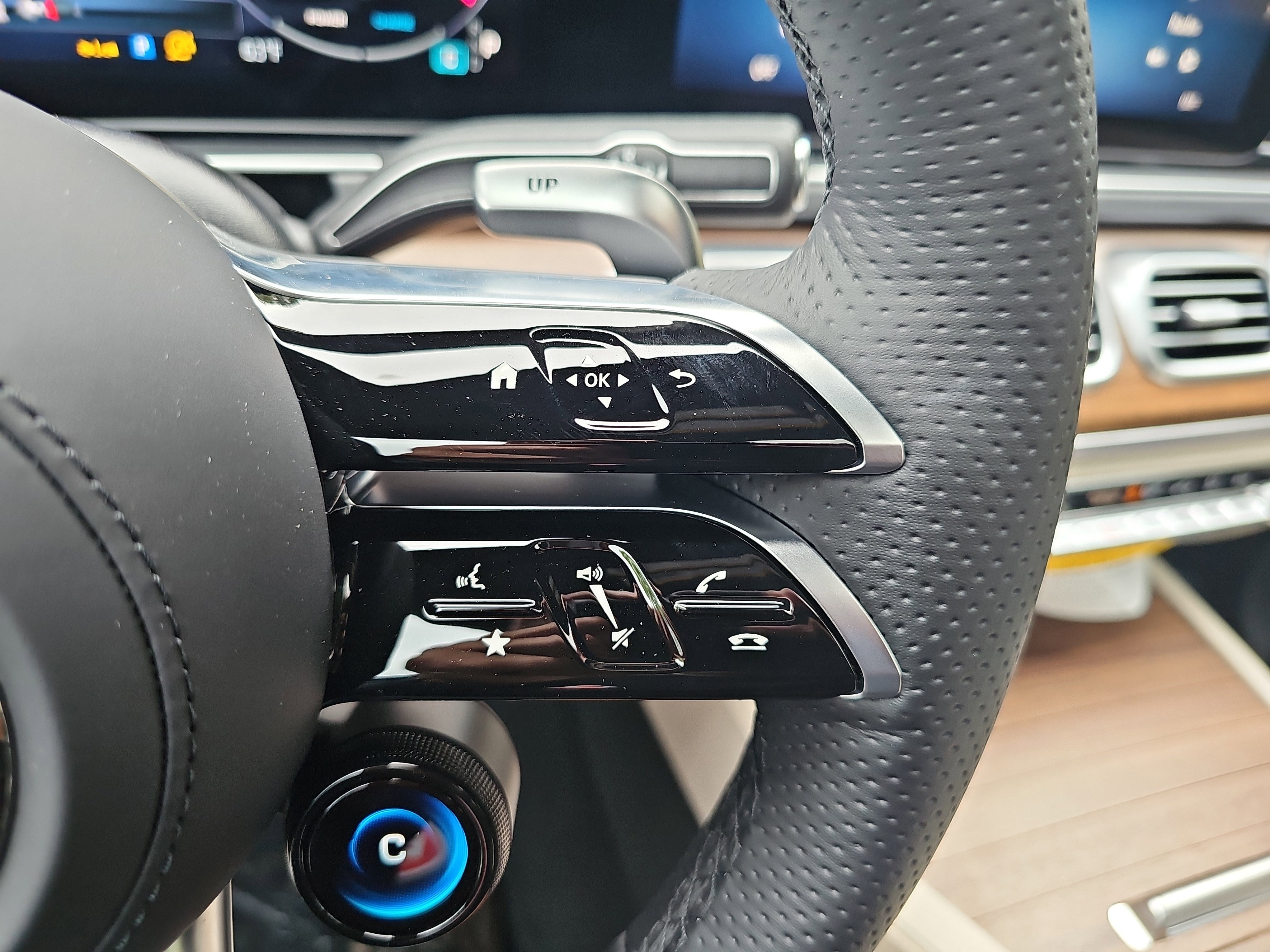 New 2026 Mercedes-Benz GLE 63 AMG S image 18