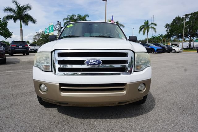 Used 2014 Ford Expedition XLT w/ Equipment Group 202A RWD image 24