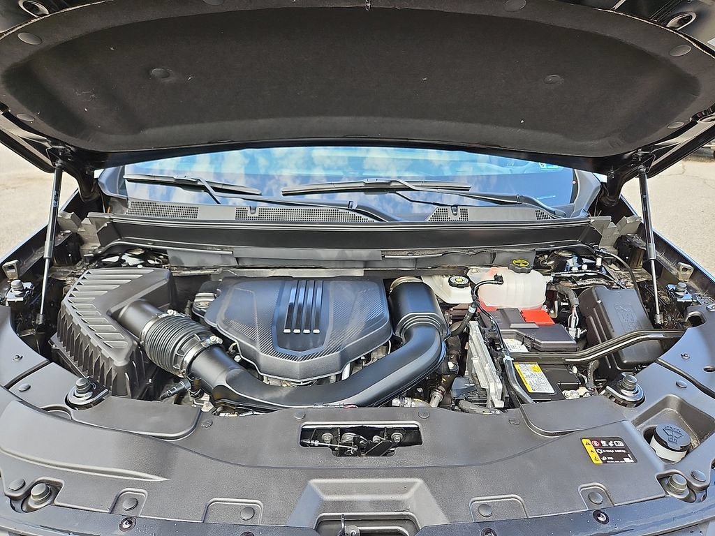 Certified 2025 Chevrolet Traverse LT w/ Driver Confidence Package FWD image 29