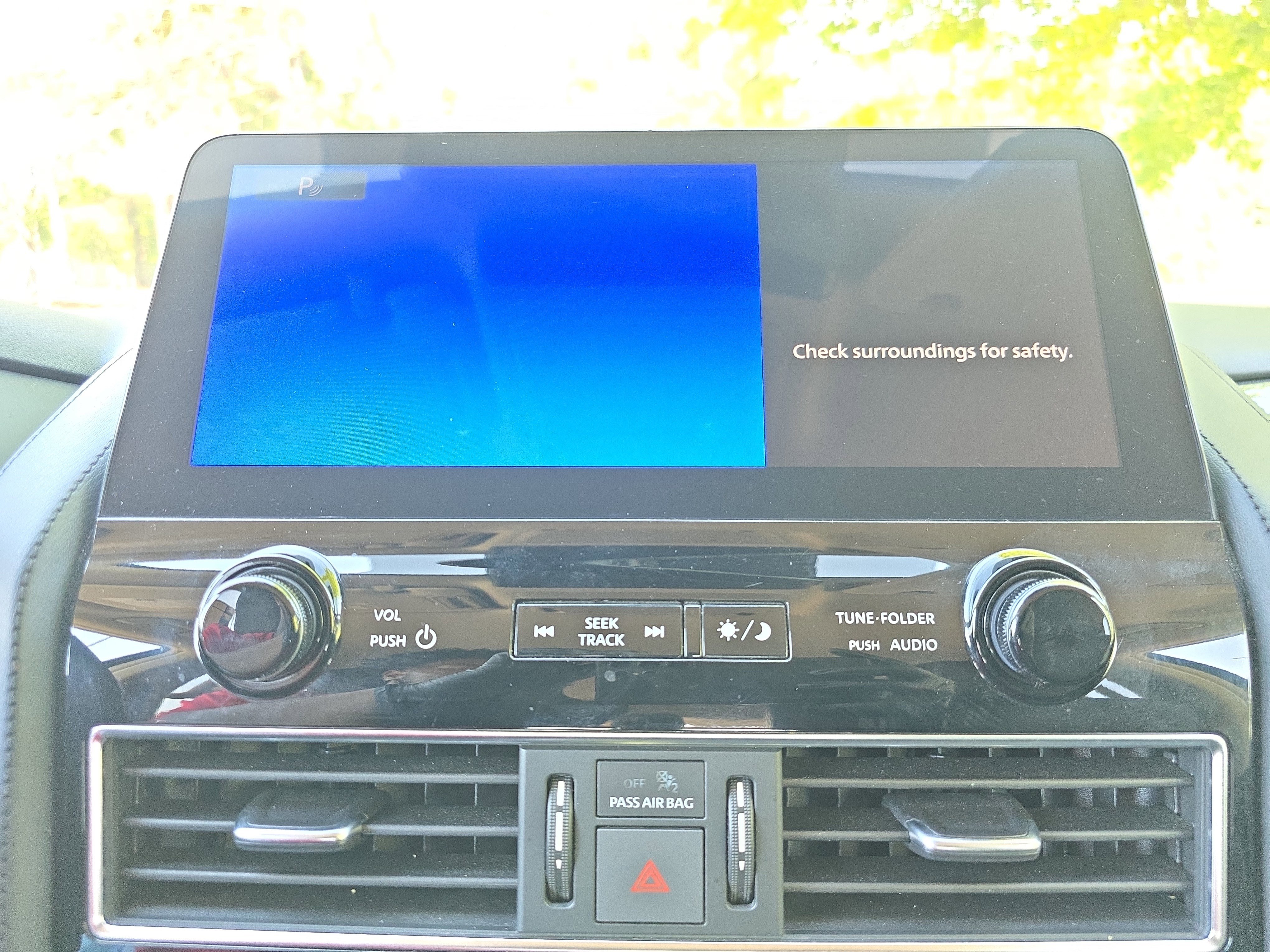 Used 2024 Nissan Armada SV AWD/4WD image 21