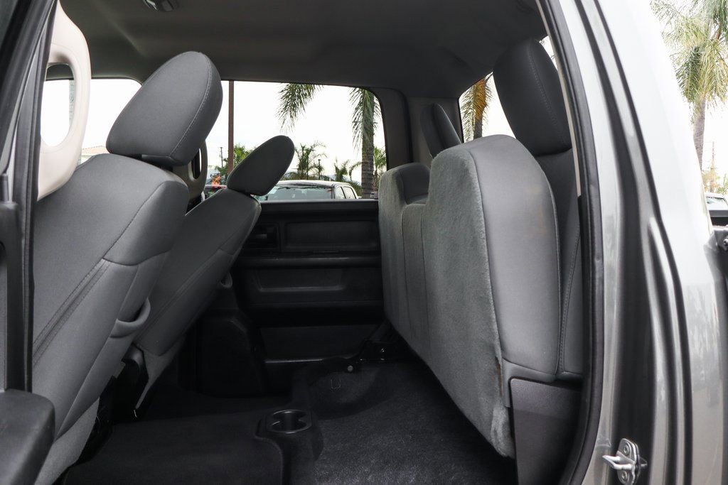 Used 2013 RAM 2500 Tradesman w/ Chrome Appearance Group image 31