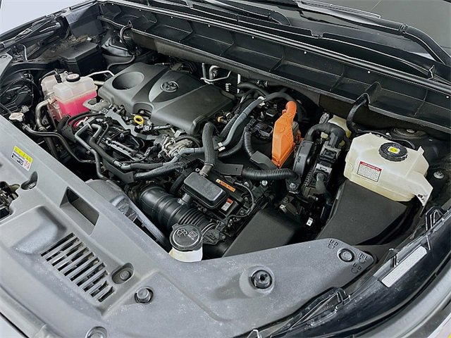Used 2023 Toyota Highlander Limited image 32