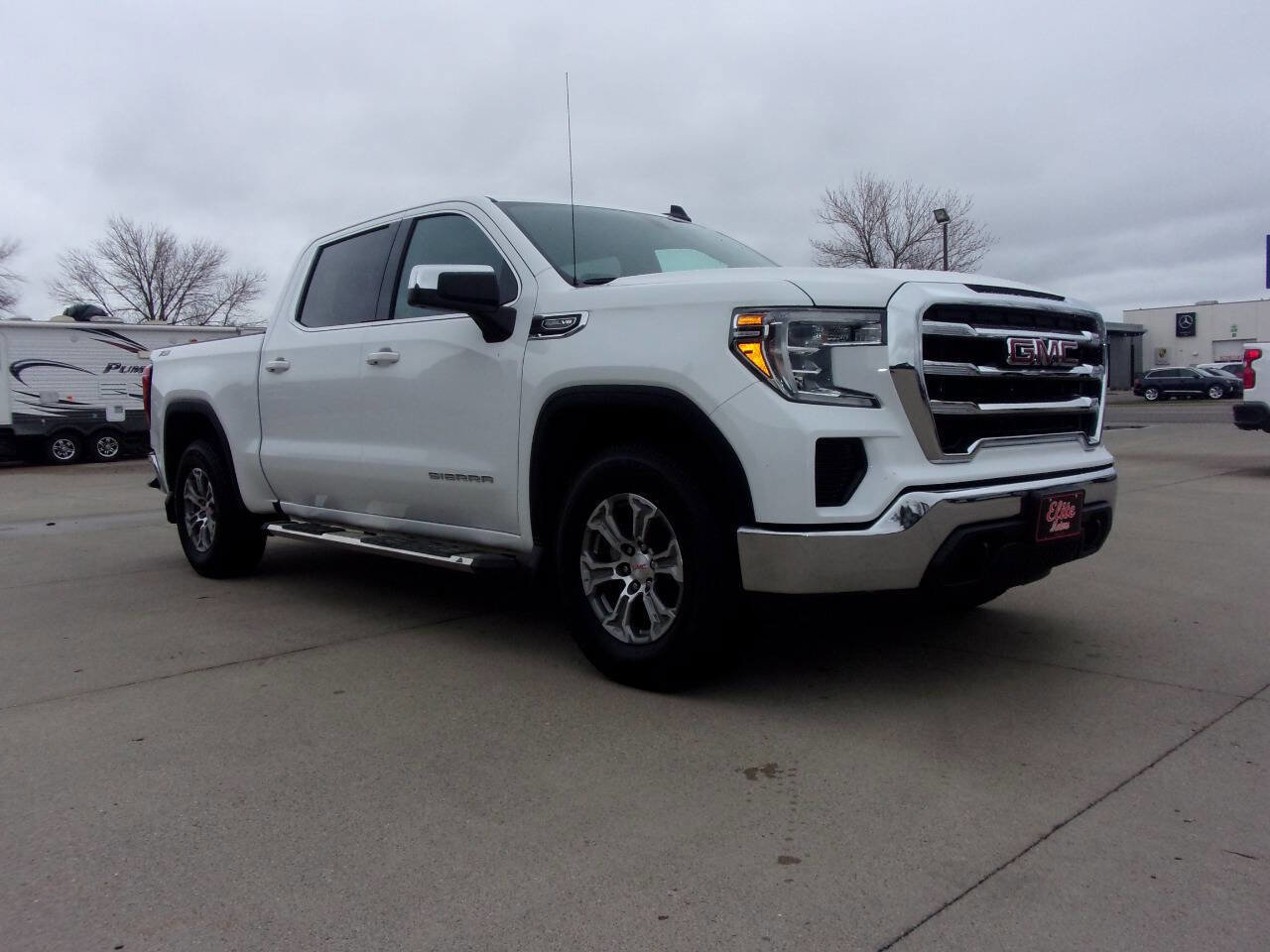 Used 2021 GMC Sierra 1500 SLE AWD/4WD image 4