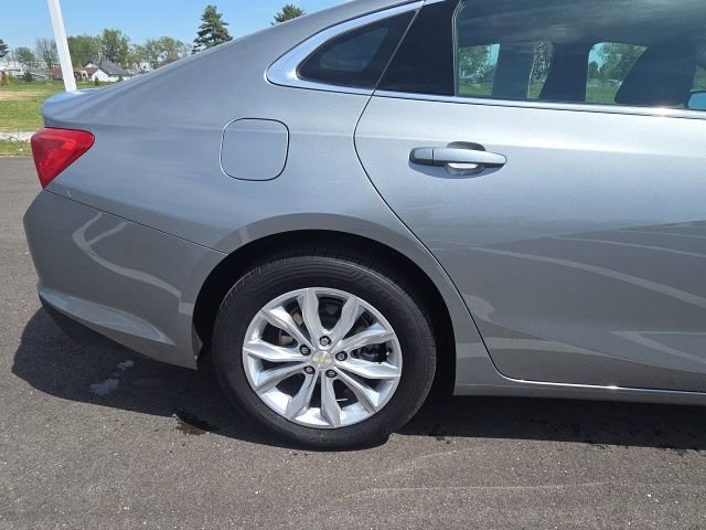 Used 2023 Chevrolet Malibu LT FWD image 7