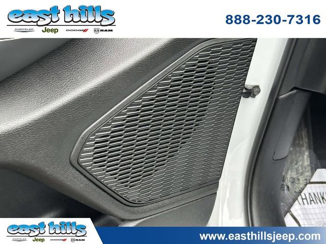 Certified 2023 Jeep Grand Cherokee L Laredo image 15