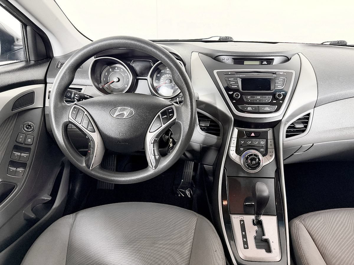 Used 2013 Hyundai Elantra GLS w/ Preferred Pkg FWD image 49