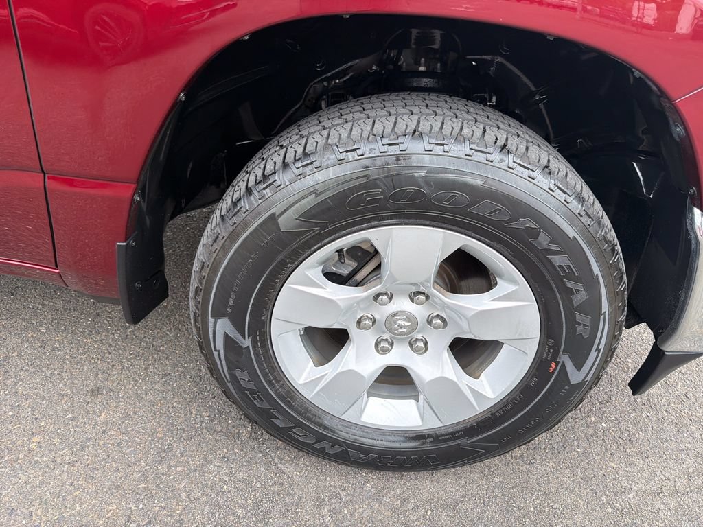 Used 2024 RAM 1500 Big Horn AWD/4WD image 33